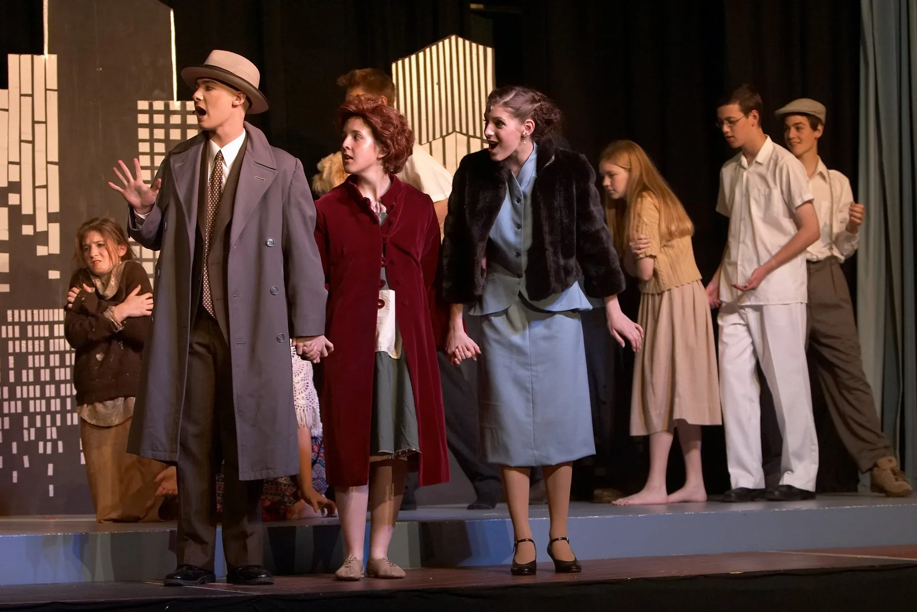 Annie — SYMT production photo 7