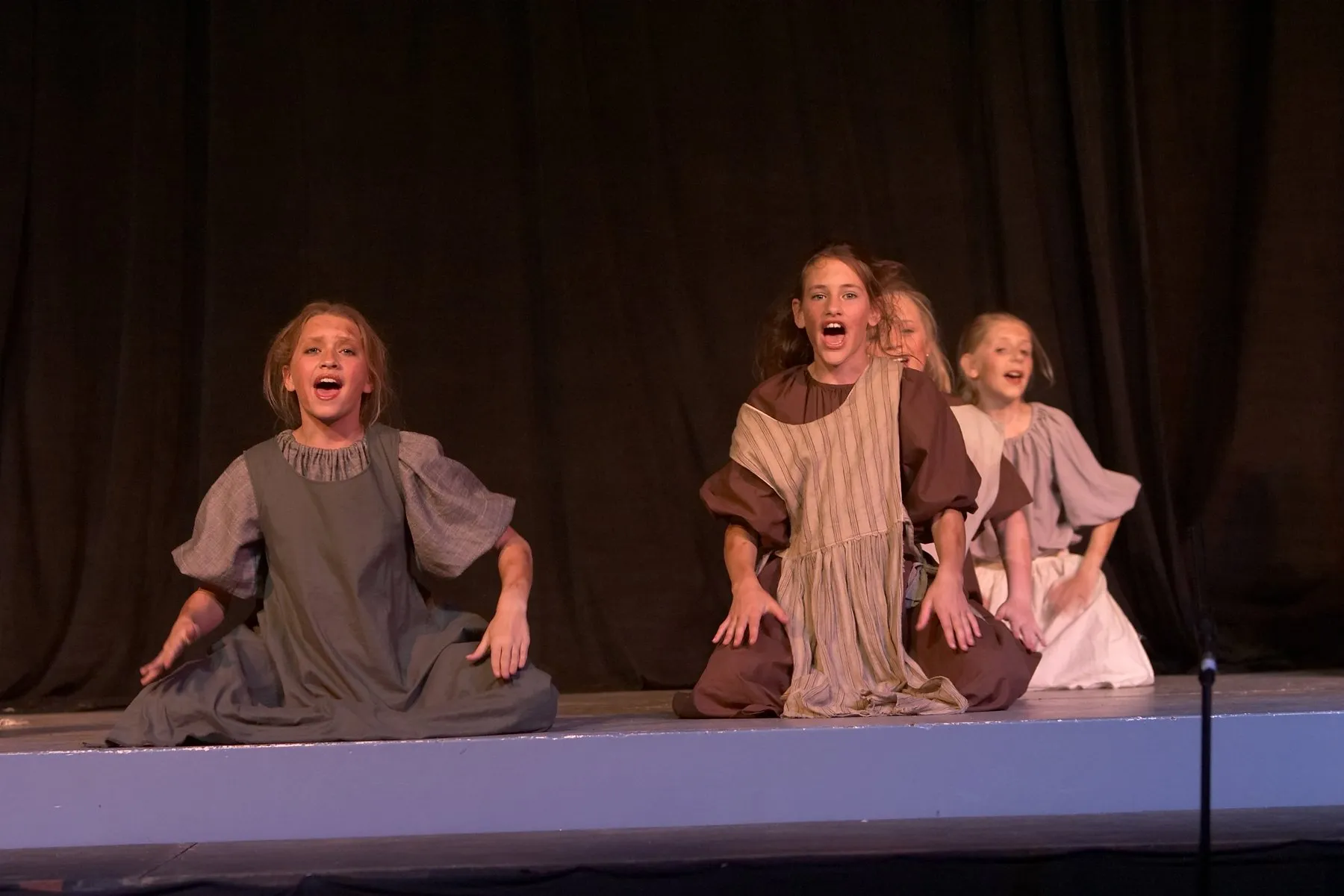 Annie — SYMT production photo 14