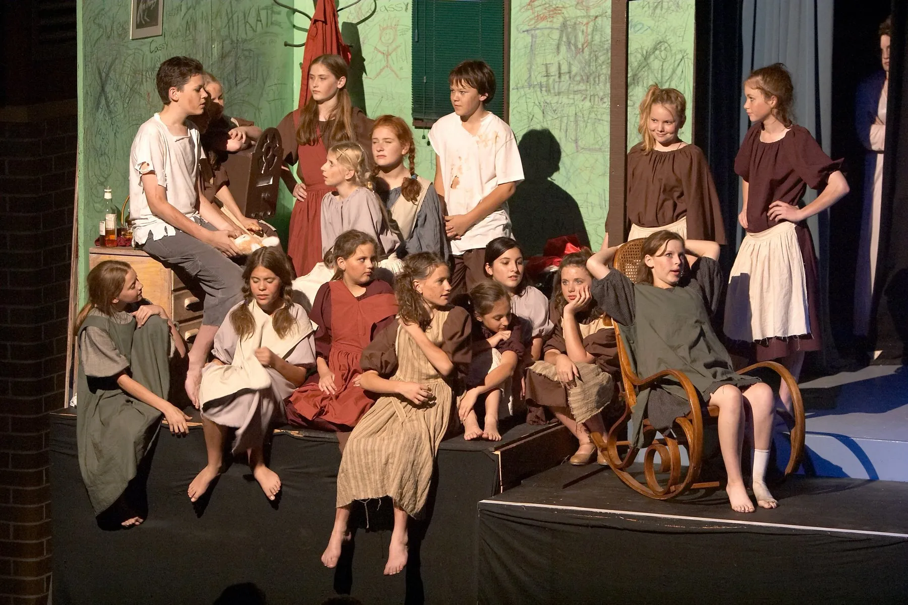 Annie — SYMT production photo 22
