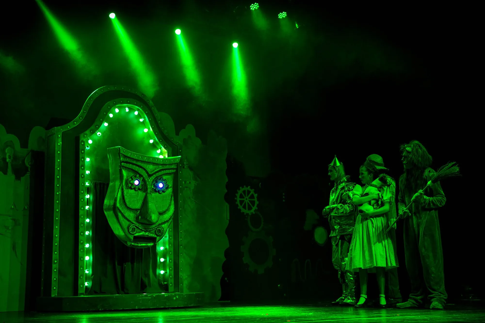 Wizard Of Oz — SYMT production photo 37